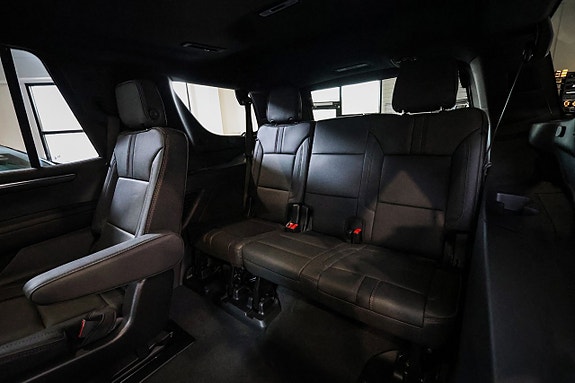 Chevrolet Tahoe 17 of 30
