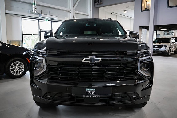 Chevrolet Tahoe 2 of 30