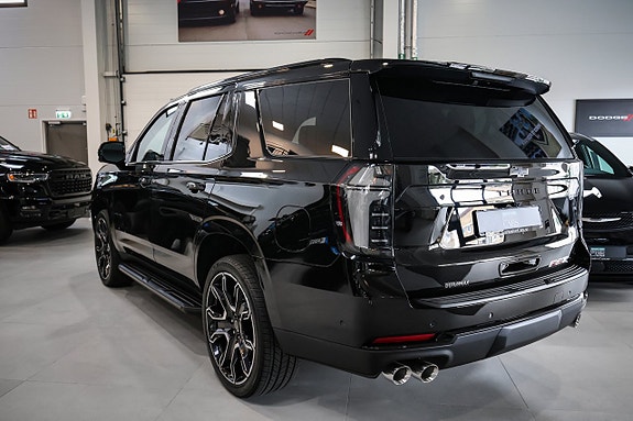 Chevrolet Tahoe 5 of 30