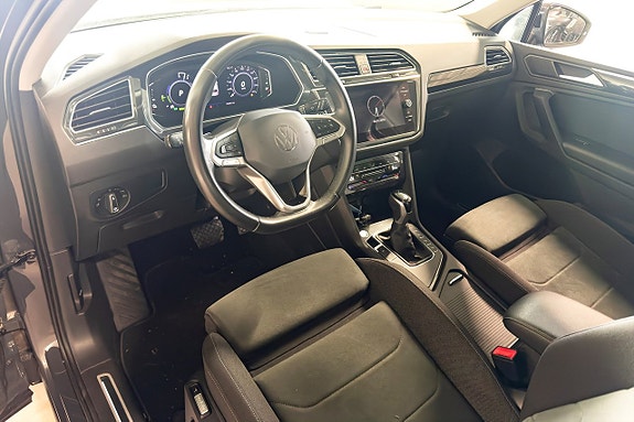 Volkswagen Tiguan 10 of 13