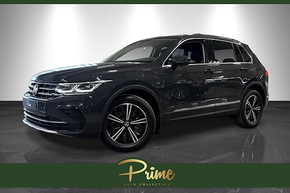 Volkswagen Tiguan 2 of 27