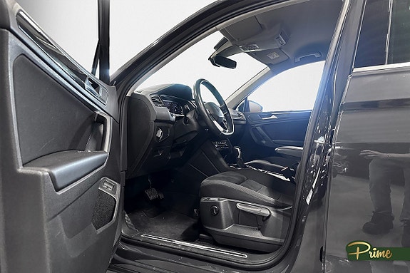 Volkswagen Tiguan 22 of 27