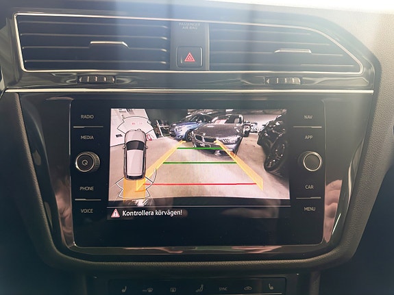 Volkswagen Tiguan 13 of 13