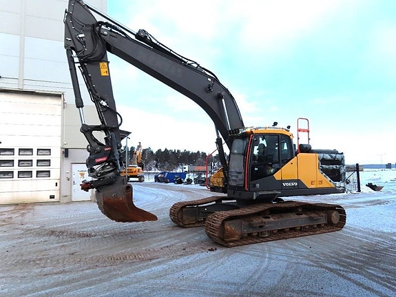 Volvo EC 250 E