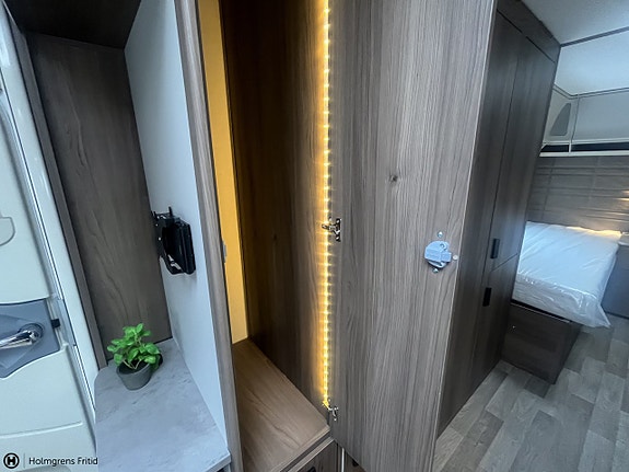 Kabe Royal 630 GLE KS 7 of 14