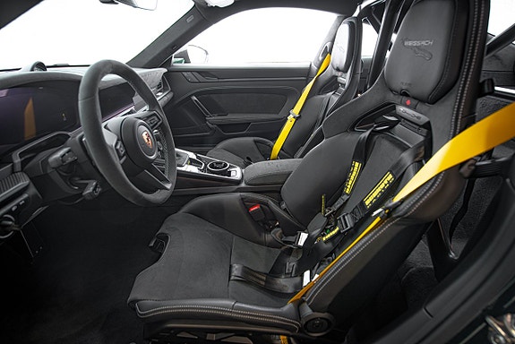 Porsche 911 15 of 30