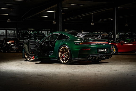 Porsche 911 10 of 30