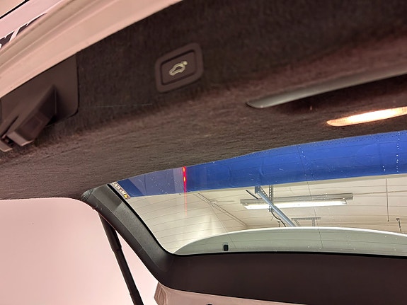 Volvo XC60 9 of 12