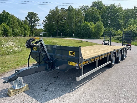 NC 3axl traktordragen maskintrailer 22T