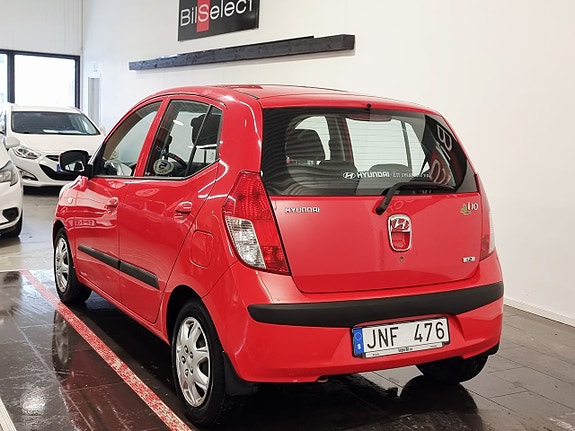 Hyundai i10 12 of 19