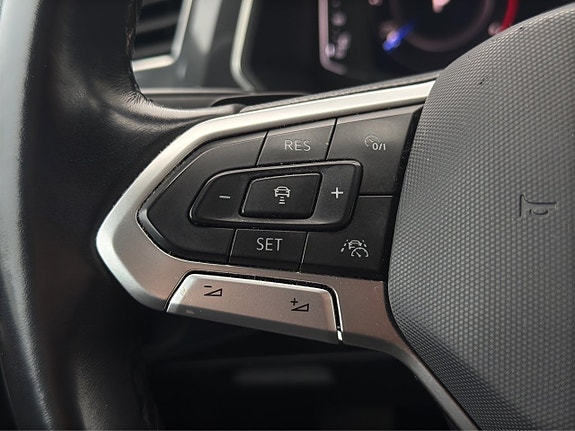 Volkswagen Tiguan Allspace 17 of 28