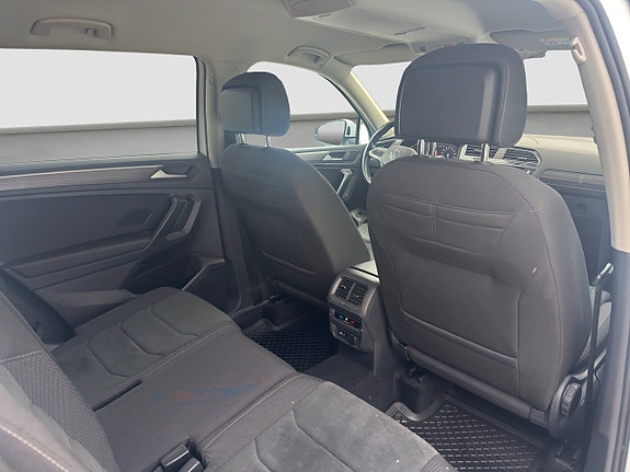 Volkswagen Tiguan Allspace 19 of 28