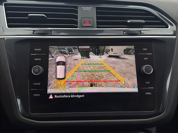 Volkswagen Tiguan Allspace 15 of 28
