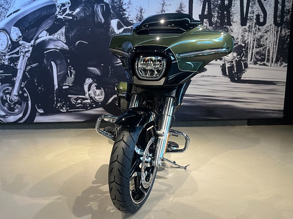 Harley-Davidson Street Glide "Olive Steel" *Omgående leverans* 9 of 19