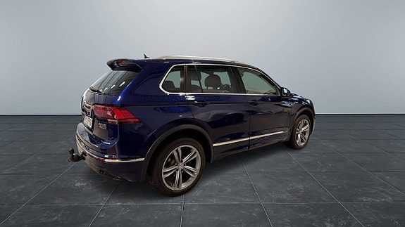Volkswagen Tiguan 5 of 10