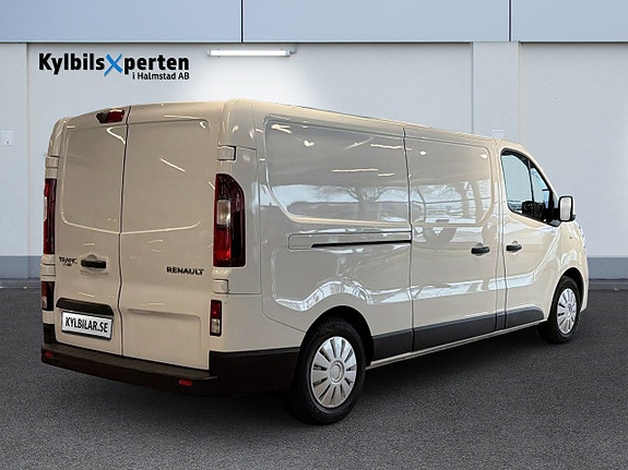 Renault Trafic 3 of 5