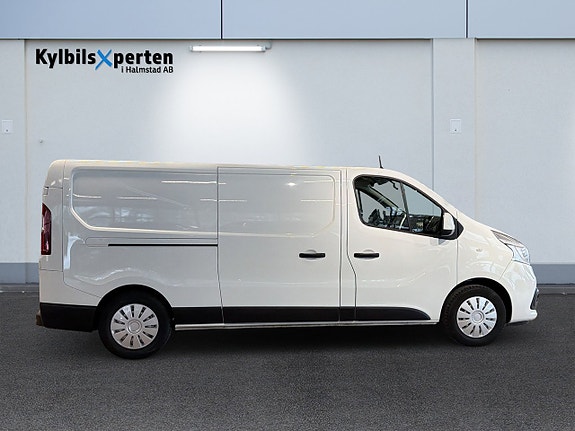 Renault Trafic 4 of 5