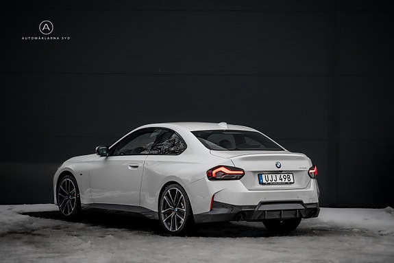 BMW 220i 17 of 24