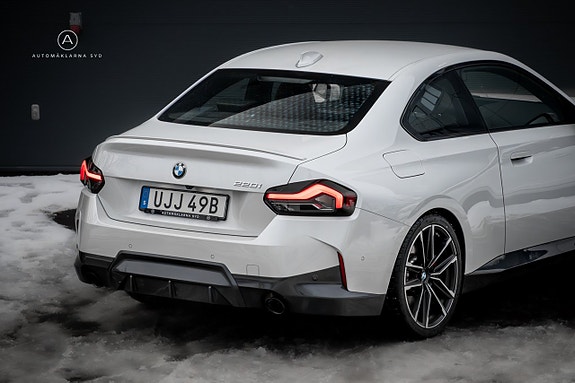 BMW 220i 24 of 24