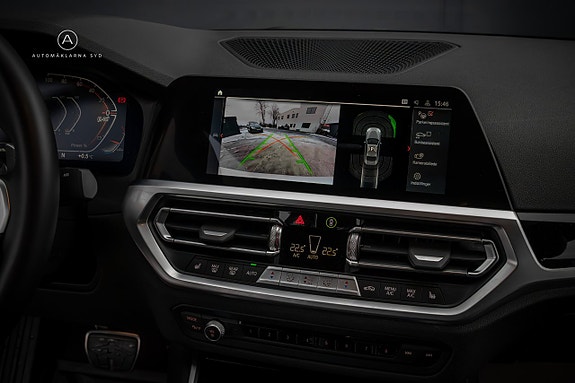 BMW 220i 11 of 24