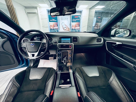 Volvo S60 11 of 26