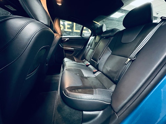 Volvo S60 23 of 26