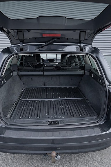 Volvo V70 10 of 17
