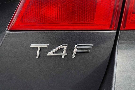 Volvo V70 5 of 17