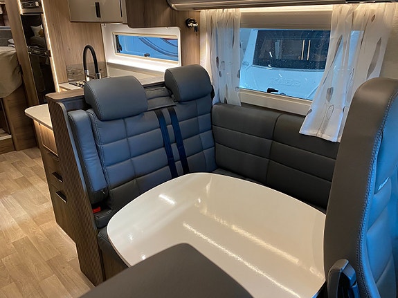 Kabe Travel Master 830 Imperial LGB 7 of 25