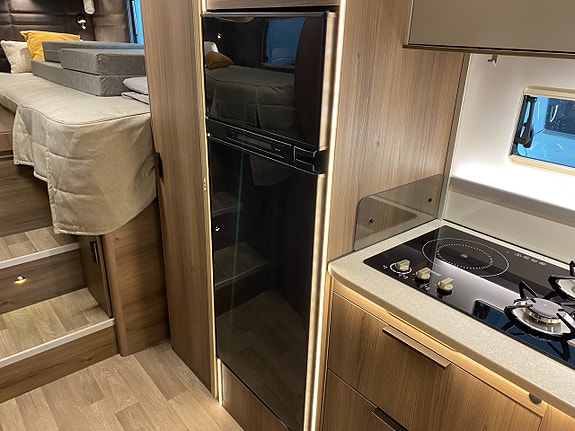 Kabe Travel Master 830 Imperial LGB 11 of 25