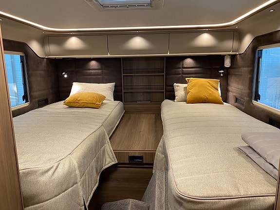 Kabe Travel Master 830 Imperial LGB 15 of 25