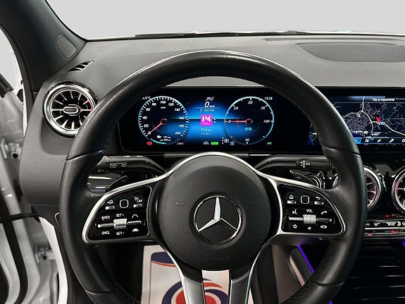 Mercedes-Benz EQA250 6 of 13