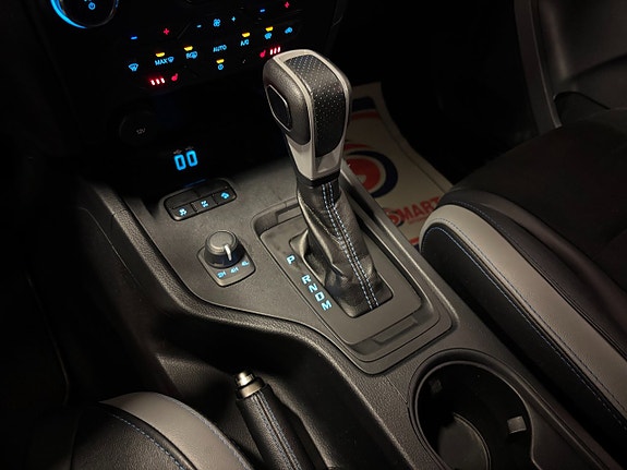 Ford Ranger Raptor 11 of 23