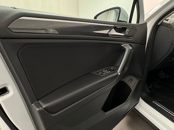 Volkswagen Tiguan Allspace 8 of 16
