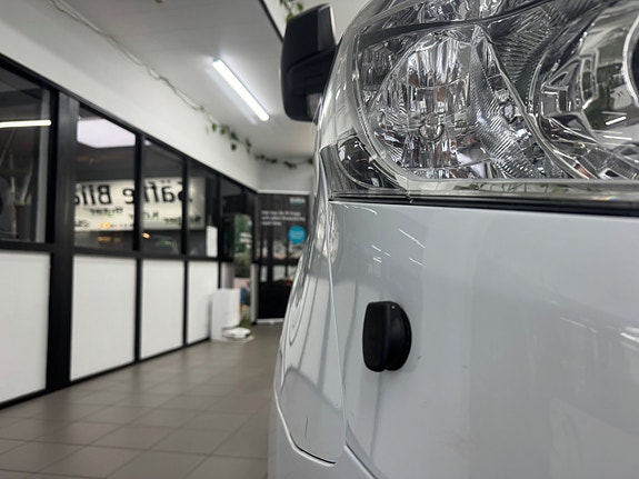 Ford Transit Custom 7 of 23