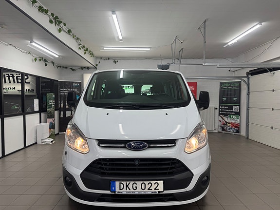 Ford Transit Custom 5 of 5