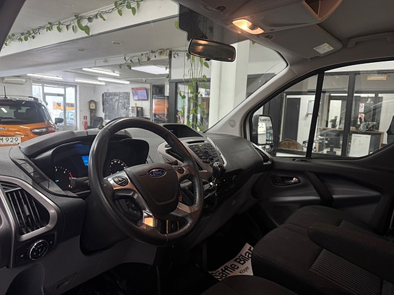 Ford Transit Custom 20 of 23