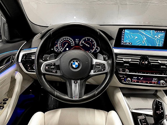 BMW 520d 4 of 5