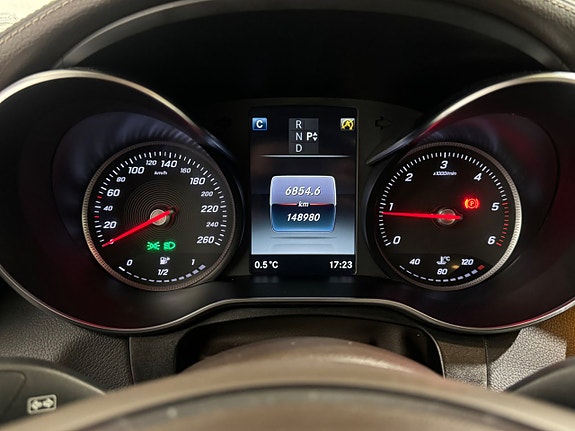 Mercedes-Benz GLC220 d 11 of 15