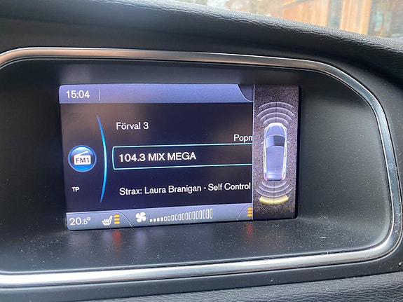 Volvo V40 12 of 21