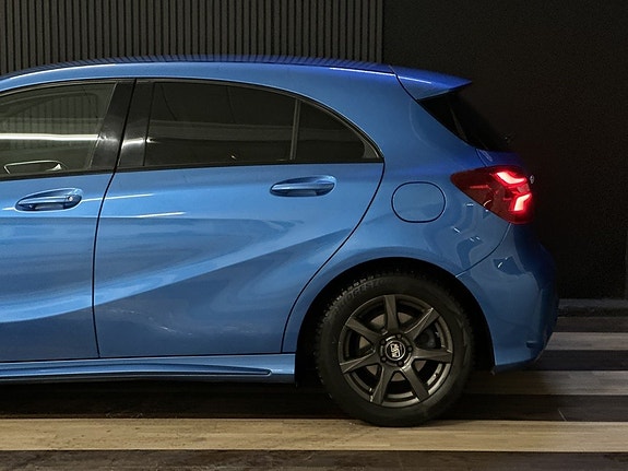 Mercedes-Benz A180 7 of 25