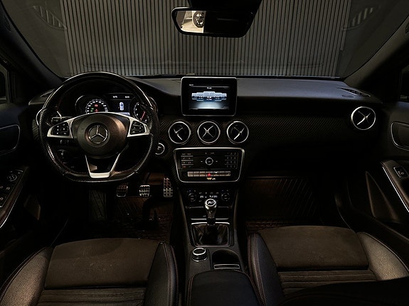 Mercedes-Benz A180 16 of 25