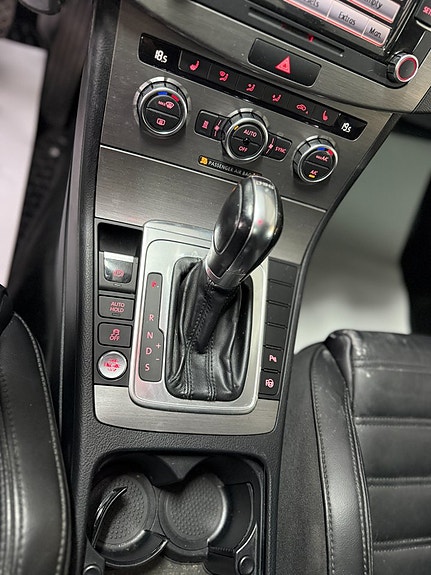 Volkswagen Passat 7 of 11