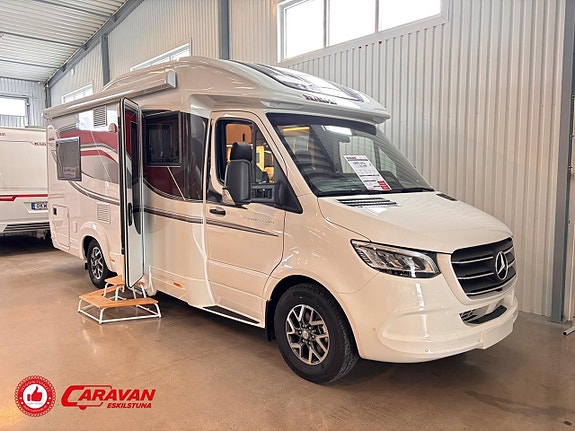 Kabe Travel Master Novum Compact 720 LXL / AC / 170hk / B-körkort /