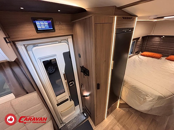 Kabe Travel Master Novum Compact 720 LXL / AC / 170hk / B-körkort / 11 of 27