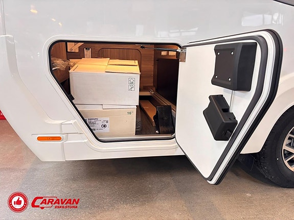Kabe Travel Master Novum Compact 720 LXL / AC / 170hk / B-körkort / 25 of 27