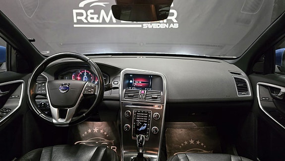 Volvo XC60 10 of 27