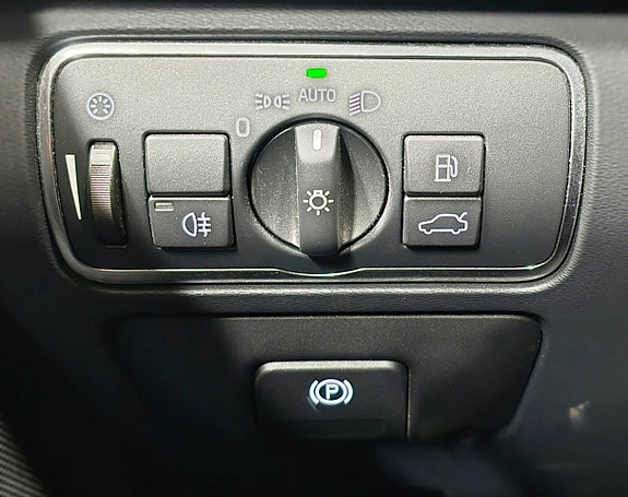Volvo XC60 25 of 27