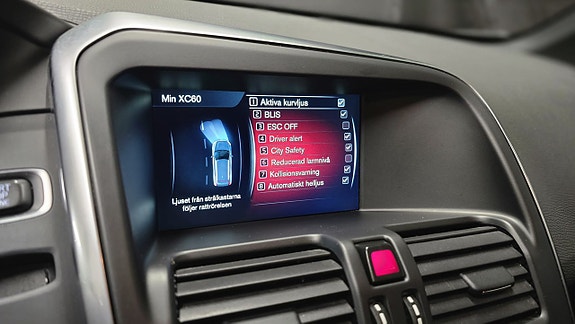 Volvo XC60 19 of 27