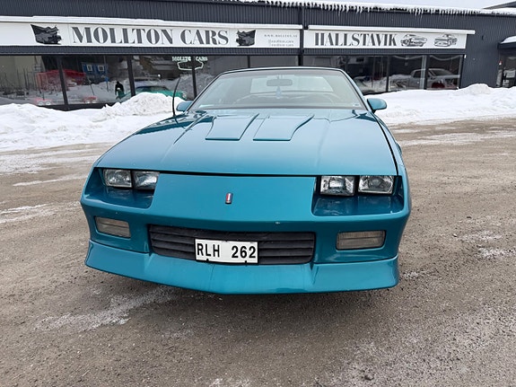 Chevrolet Camaro 2 of 18